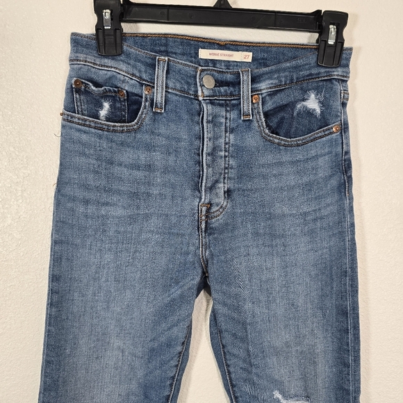Levi's Wedgie Straight Jeans Button Fly Medium Wash Size 27 Distressed Raw Hem - Picture 2 of 9